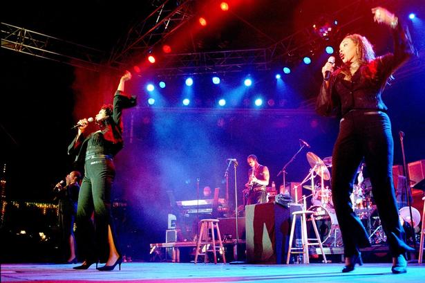 I 2003 fik Tivoli flot besøg af The Pointer Sisters, der selvfølgelig spillede 'I'm So Excited'. 