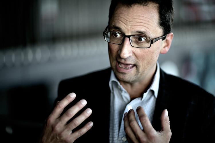 TEATER. Afgående chefdirigent kritiserer Det Kongelige Teater for at mangle visioner og internationalt udsyn. Kritikken er »helt skudt forbi«, siger teaterchef Morten Hesseldahl (billedet). 