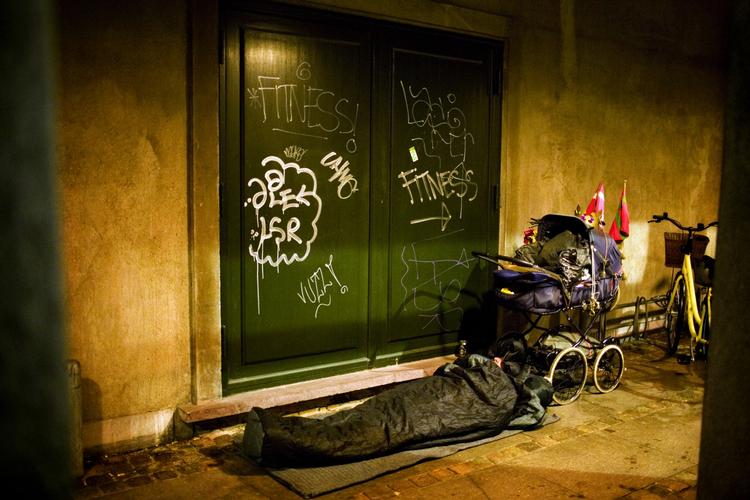 VÆRDI. De mest socialt udsatte kan ikke honorere arbejdsmarkedets krav. Men en indtægt fra fleksible småjobs, der ikke bliver modregnet kontanthjælpen, kan være meningsfyldt for nogle. (Arkiv) 