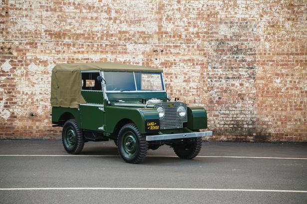 GENFØDT. Land Rover vil bygge 25 tro kopier af den originale Land Rover Series 1 fra 1948. Prisen starter omkring 60.000 pund (600.000 kroner i England. 