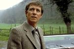 Hmm. Der skal funderes hos Jersey-politiet i 'Bergerac', som er fra 1981 to 1991og i øjeblikket sendes på DR 1 - foto: BBC 