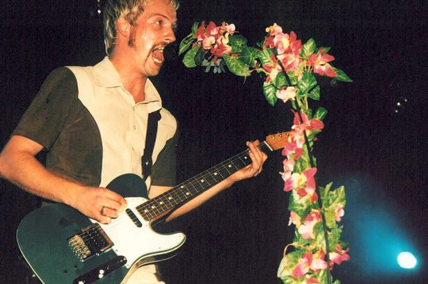 Kashmir med en ung Kasper Eistrup i front spillede i 1997. 