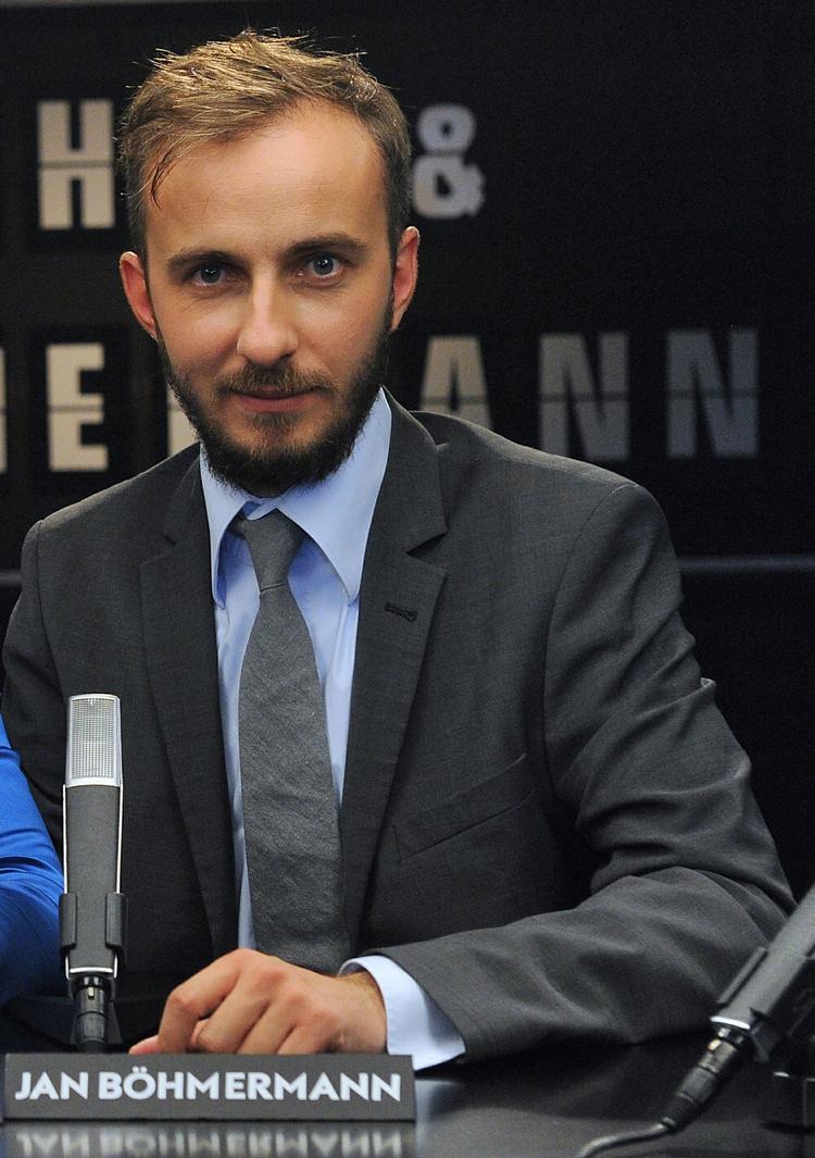 Ytringsfrihed. Den tyske satiriker Jan Böhmermann er kommet under pres, efter at han har gjort grin med den tyrkiske præsident. 