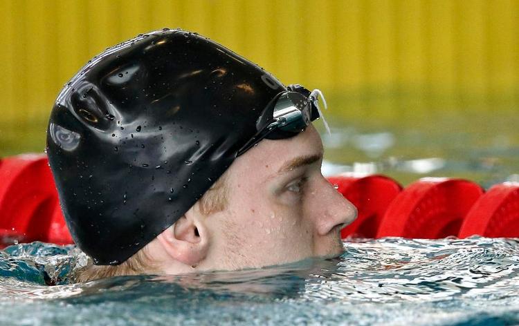 FORMSTÆRK. Efter gode præstationer i de seneste uger ved de amerikanske universitetsmesterskaber stiller Søren Dahl op til dagens 200 meter fri med masser af selvtillid. Foto: Jens Dresling 