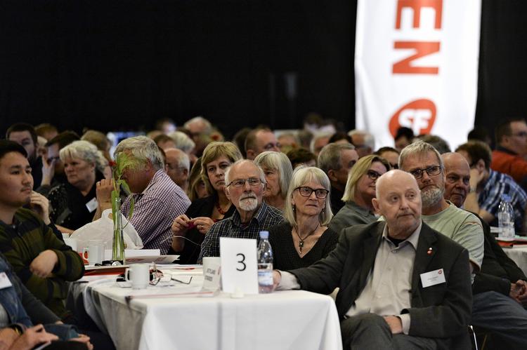 Debat. SF, der i denne weekend holder landsmøde i Vejle, er splittet i spørgsmålet om forbud mod drengeomskæring. 