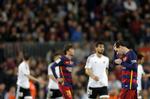 1-2. Selv om Lionel Messi scorede for FC Barcelona for første gang siden 12. marts, blev det til nederlag hjemme mod Valencia. 