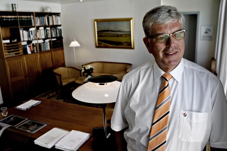 chefen. Niels Valentin Hansen er for mange blevet billedet på krakket i Roskilde Bank, hvor han var direktør i mange år. 