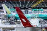 Afsted. 42 Boeing 737 NG spytter Boeing-fabrikken Renton ud hver måned. Planen er, at produktionen skal øges til 55 fly i 2019. Under 2. Verdenskrig producerede Boeing 160 bombefly om måneden. I dag er der plads til 18 fly ad gangen i fabrikken. 