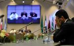 Krise. Opec-landene er i krise. Senest mislykkedes søndagens forsøg på at blive enige om at fastfryse olieproduktionen på det nuværende niveau. 