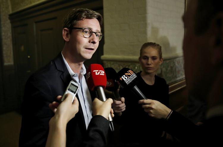 langsomt. Ifølge skatteminister Karsten Lauritzen (V) bør det ikke tage mere end 6 måneder at afgøre en almindelig klagesag. 