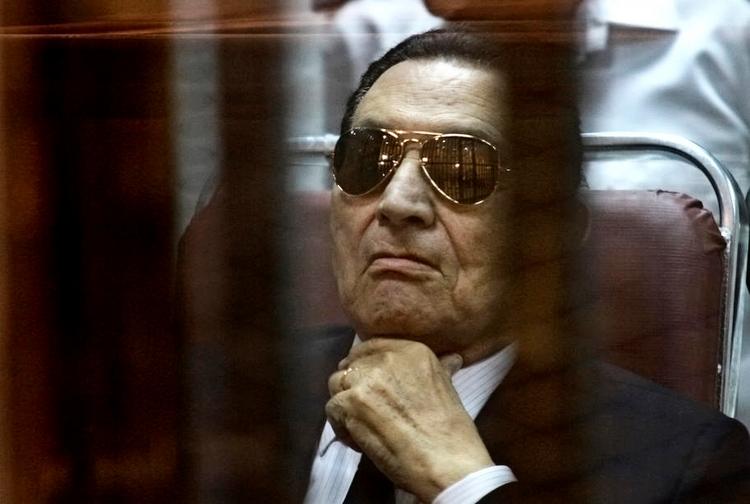 Hosni Mubarak - 30 års diktator, frikendt for systemets mrod på ubevæbende demonstranter. (Arkivfoto: AP) 