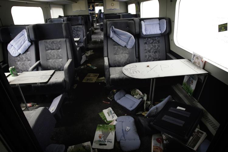 Smadret. I 2008 kostede det DSB op mod 10 millioner kroner, da hooligans ødelagde flere togvogne. 