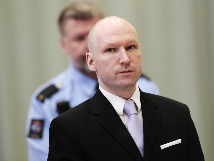 Overraskelse. Det kom som en overraskelse for mange, at retten i Oslo onsdag fastslog, at den norske stat har overtrådt Anders Breiviks menneskerettigheder. 