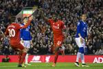 Jubel. Liverpools Divock Origi (i midten) fejrer sin scoring. 