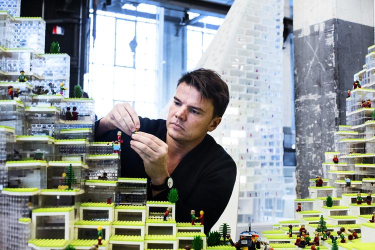 TOP 100. Bjarke Ingels er kommet i fint selskab på Time Magazines liste over de 100 mest indflydelsesrige personer i verden. 