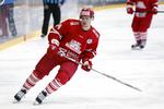 NY. Nikolaj Ehlers er søn af den tidligere landsholdskæmpe Heinz Ehlers. 