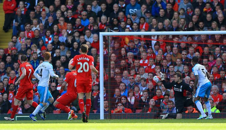 2-2. Jack Colback udlignede for Newcastle i Liverpool, hvor hjemmeholdet formøblede en 2-0-føring. 