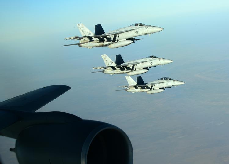 desperat. Uden nye oplysninger, der viser, at skatteyderne kan spare et stort milliardbeløb, er løbet kørt for Boeng og deres Super Hornet. 