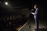 Inspiration. Yahya Hassans digte har betydet, at unge med indvandrerbaggrund har opdaget litteraturen som en måde at komme til orde på. Forfatterskolens rektor, Jeppe Brixvold, har i år set en stigning i ansøgere med indvandrerfamilier til Forfatterskolen. 