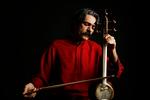 intenst. Kayhan Kalhor med instrumentet kamancheh. 