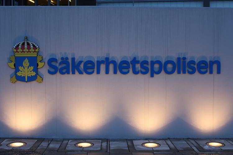 Det svenske sikkerhedspoliti, Säpo, undersøger informationer, der ifølge Expressen peger i retning af, at IS-terrorister er kommet til Sverige for at udføre terror. 