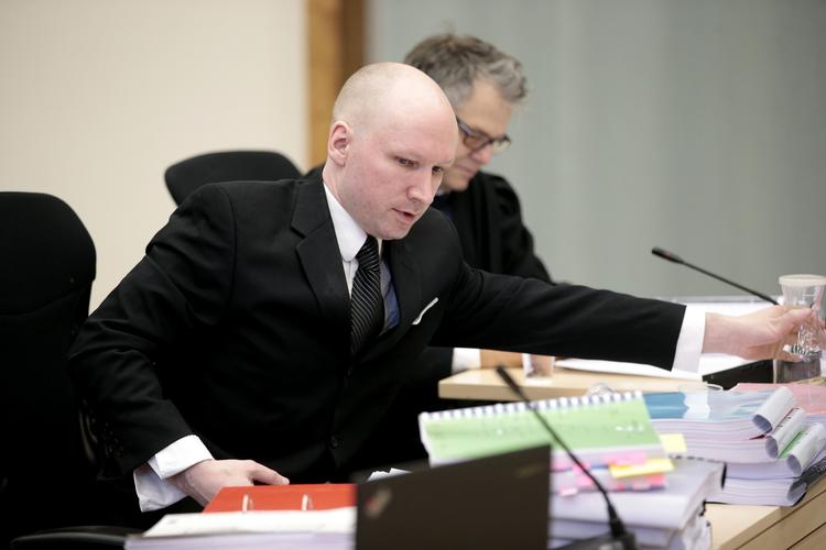 Terrordømt. Anders Breivik sidder fængslet - ifølge ham selv under umenneskelige forhold -for drabet på 77 mennesker. 