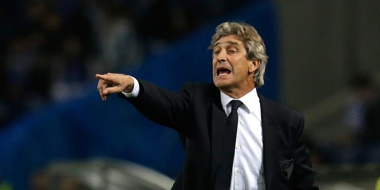 33208996 - 19_02_2013 - EU Portugal Champions League Soccer - Armando Franca