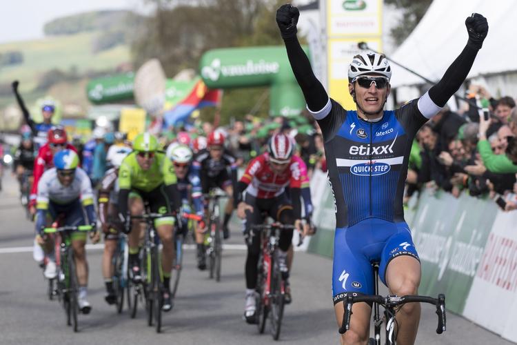 Sejr. Det var 8. gang i denne sæson, Kittel kom første over målstregen. 