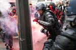 SAMMENSTØD. Flere steder i Frankrig har demonstranter i dag kollideret med politiet. 