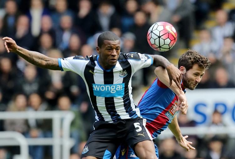 1-0. Newcastle kæmpede sig til en sejr mod Crystal Palace, der ellers styrede kampen i første halvleg. 