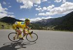 Franske Thomas Voeckler var den tiljublede helt under Tour de France i 2011, hvor han længe kørte i den gule trøje. 