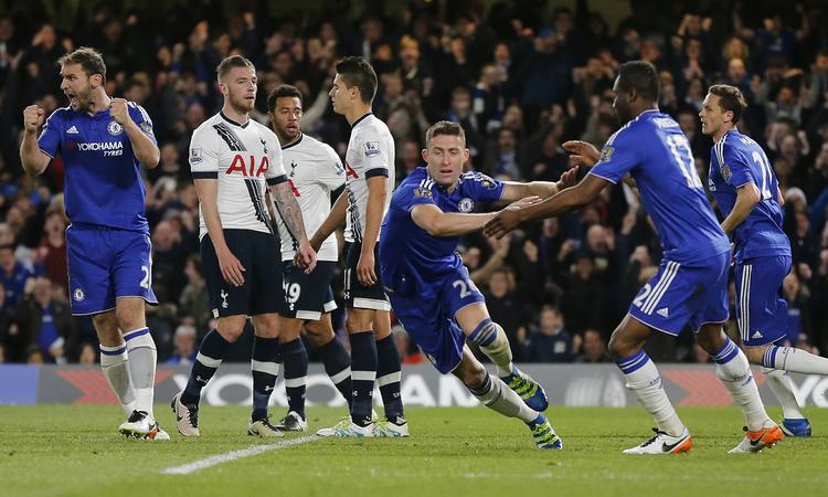 2-2. Efter denne reducering af Gary Cahill fik Eden Hazard udlignet til 2-2. 