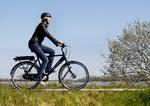 OPMÆRKSOM. Det kan være en god ide for ny elcyklister at prøvekøre elcyklen, før de begiver sig ud i mere krævende trafiksituationer. 