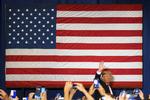 Triumf. Intet kan længere stoppe Donald Trump, der synes sikker på at blive sit partis kandidat til præsidentposten. 