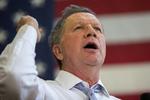 færdig. John Kasich har aldrig været i nærheden af at blive en seriøs udfordrer til Donald Trump. Og nu har han erkendt det. 