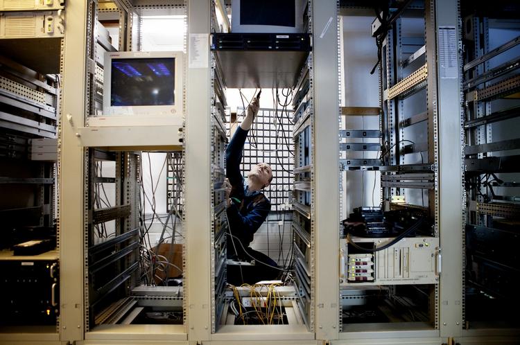 IT-SYSTEMER. Der bruges flere penge på drift end udvikling af IT-systemer. 