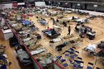 NØDSITUATION. Tusindvis af Fort McMurrays indbyggere er nu indkvarteret i blandt andet gymnastiksale i andre byer i Alberta. 