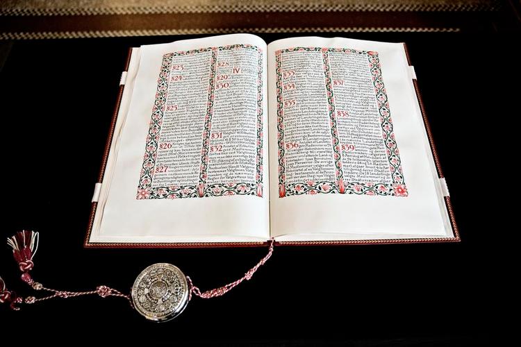 Tiltalen af en 42-årig mand for koranafbrænding er tvivlsom og sker på et »særdeles tyndt grundlag«, mener direktøren i tænketanken Justitia. Ifølge forsker betyder en udtalelse fra Straffelovrådet, at tiltalen »ligger lige til højrebenet«. 