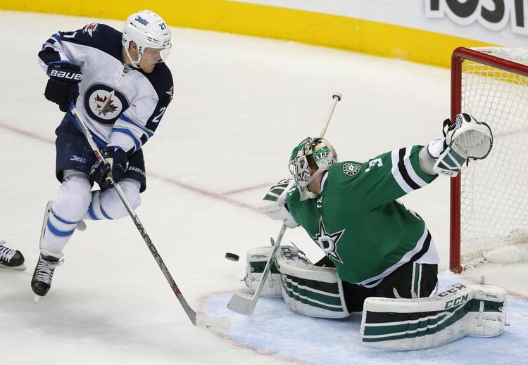 Trumfkort. Nikolaj Ehlers (tv.) er en af de NHL-spillere Danmark har til rådighed ved VM. 