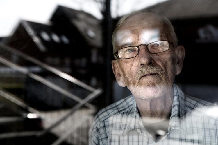 friværdi. 63-årige Per Flindt Christensen kar kun friværdien fra sit hus at leve for, indtil han bliver 65 år og kan hæve sin folkepension. 