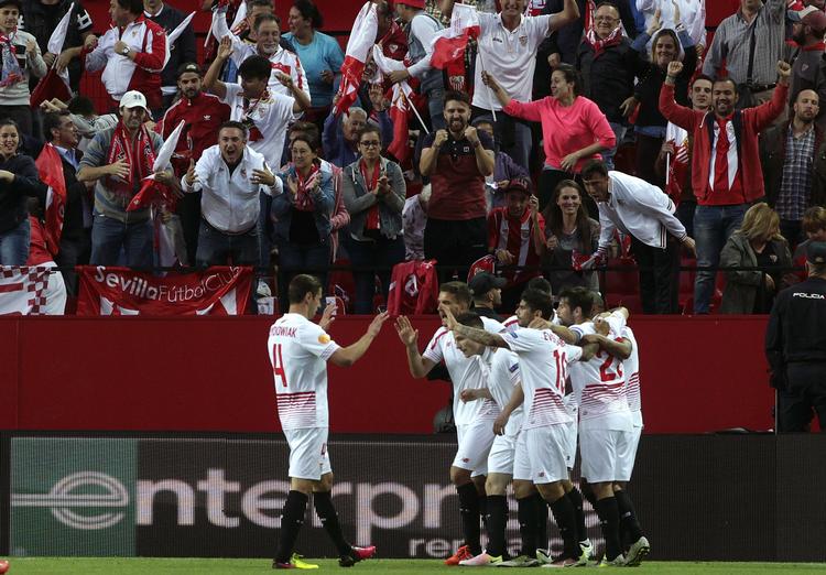 Triumf. Sevilla er et af tre spansek hold, der har nået finalen i de to europæiske klubturneringer. 