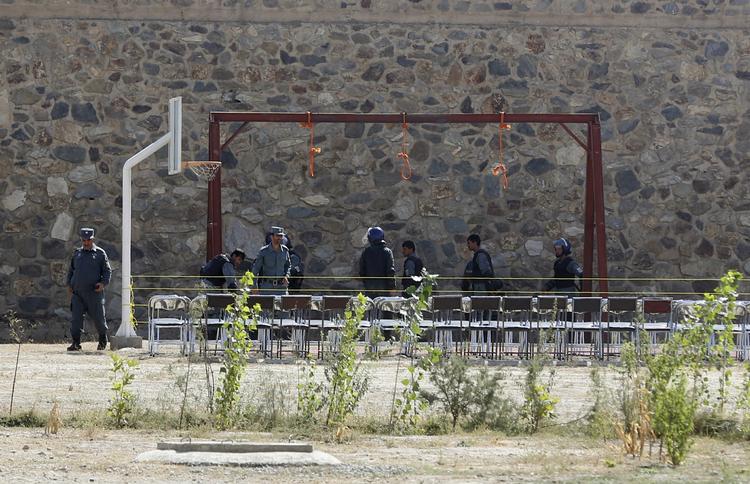 Henrettelser. Seks militante, der var dømt for terrorhandlinger, er blevet hængt i Afghanistan. 