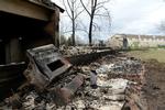 Flammerne tog noget og lod andet være urørt. 