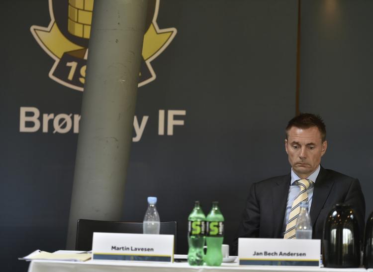 trænerjagt. Jan Bech Andersen gik af som bestyrelsesformand på generalforsamlingen i Brøndby IF tirsdag. 