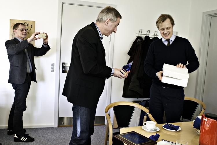 Dødsfald. Laurids Rudebeck, Tønders borgmester, er død. Han blev 56 år. Her ses han i midten på et foto fra 2014. 