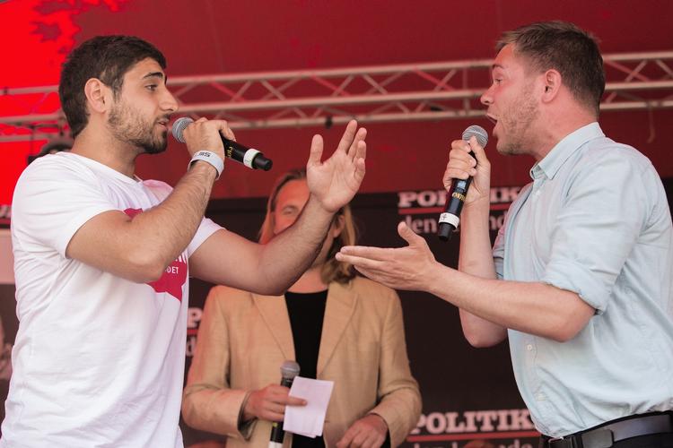 Duel. Lawand Hiwa Namo (tv) vandt sidste år finalen i DM i debat efter en duel mod Alexander Grandt Petersen. 