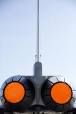 ene. Med afbuddet fra de to amerikanske flyproducenter er det  kun den europæiske producent Airbus, der laver flyet eurofighter, der stiller op til fredagens høring. 