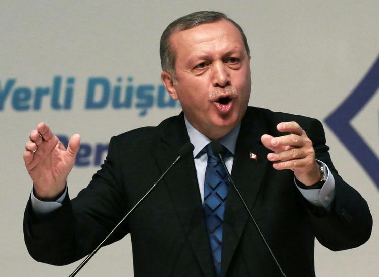 Vred. Tyrkiets præsident, Recep Tayyip Erdogan, langer ud efter EU, efter at unionen nu blokerer for visumfrihed til Tyrkiet. 