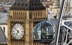 ATTRAKTIONER. Udsigtshjulet London Eye og 'Big Ben' er noget af det, der trækker i turisterne i London. Først skal turisterne dog vælge, hvilket flyselskab, de vil flyve med. 