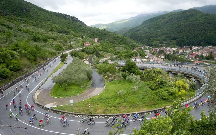 SVINGENDE. Den anden uge bliver mere begivenhedsrig, forudser cykeleksperten Brian Vandborg. 